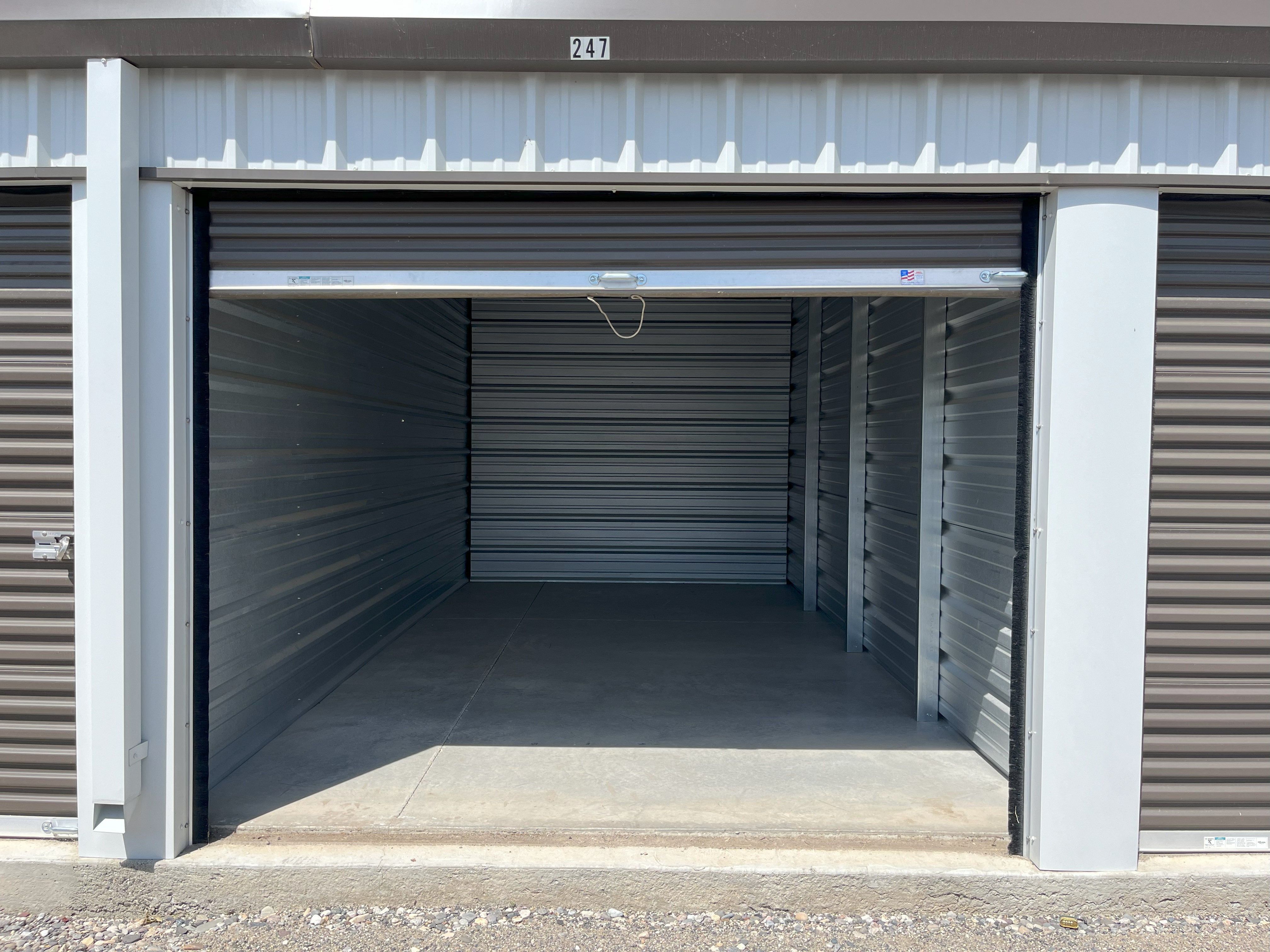 yellowstone airport storage 10x20 indoor storage unit for cars, other belongings